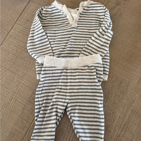 Striped Kids Matching Set - Picture 2 of 4